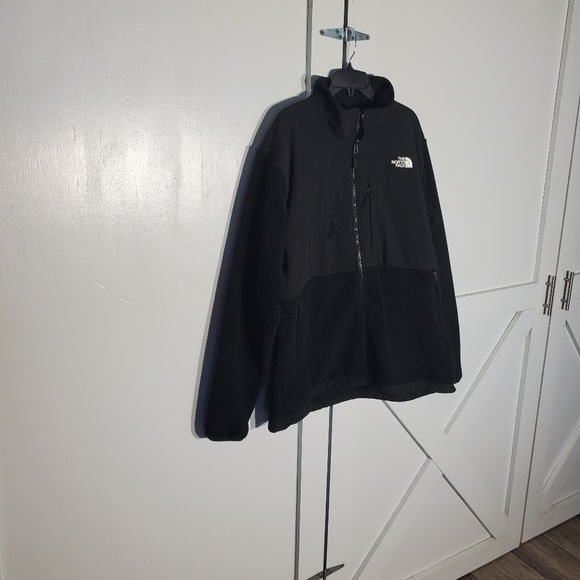The north face jacket  xl black. - Picture 5 of 9